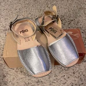 Pons BNWT size 7 Pewter color with ankle strap